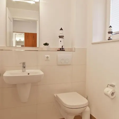 Haus Suedwester Knurrhahn